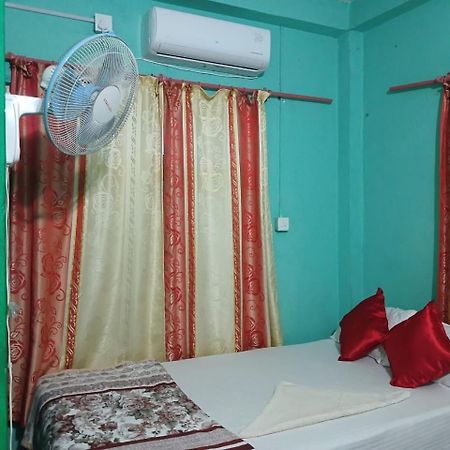 سوراها Tiger Corner Inn Homestay المظهر الخارجي الصورة
